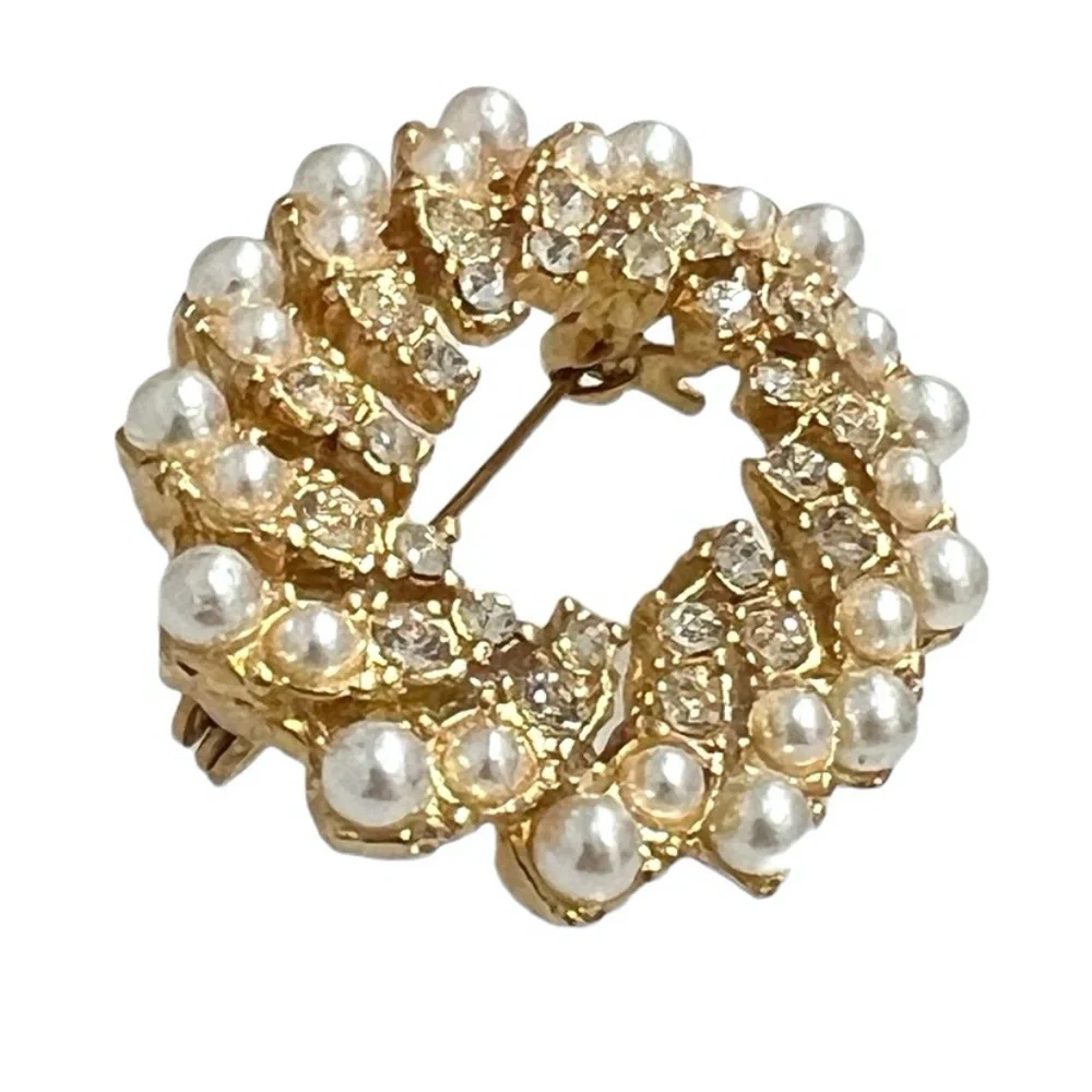 Vintage pearl crystal
